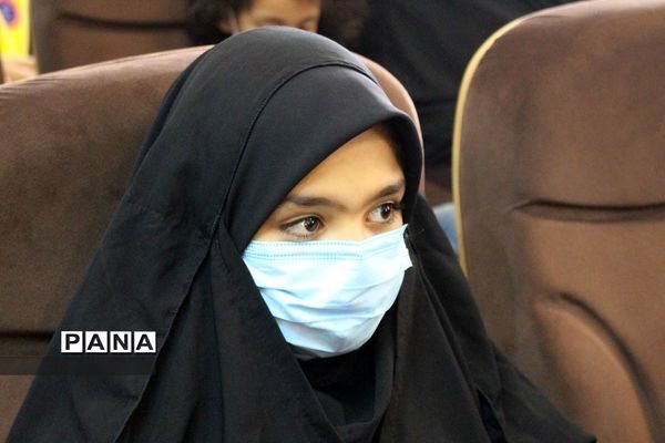 بازدید مسئولان سازمان دانش‌آموزی استان فارس از روند برگزاری همایش دختران بانوی بهشت