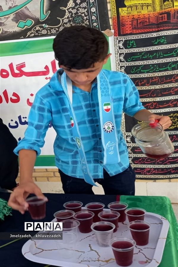 پیشتازی پیشتازان شادگانی در ایستگاه‌های صلواتی محرم الحرام