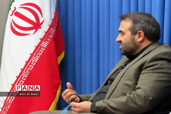 دیدار رئیس مرکز ملی تایید صلاحیت سازمان استاندارد کشور با نماینده ولی فقیه