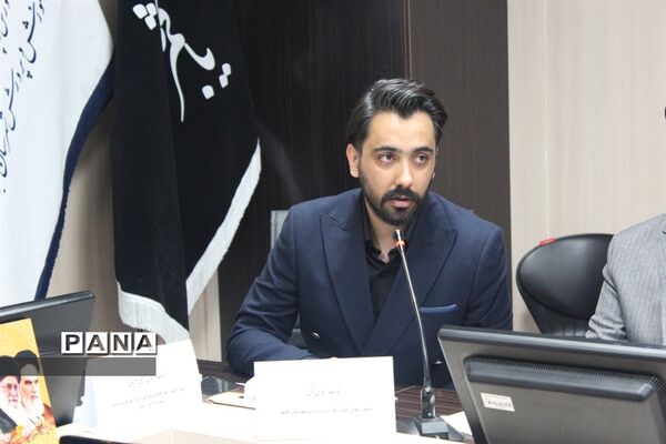جلسه هم‌اندیشی امور جوانان شهرستان گلبهار