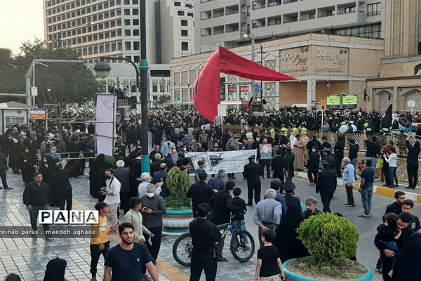 تشییع  پیکر پنج شهید مدافع حرم