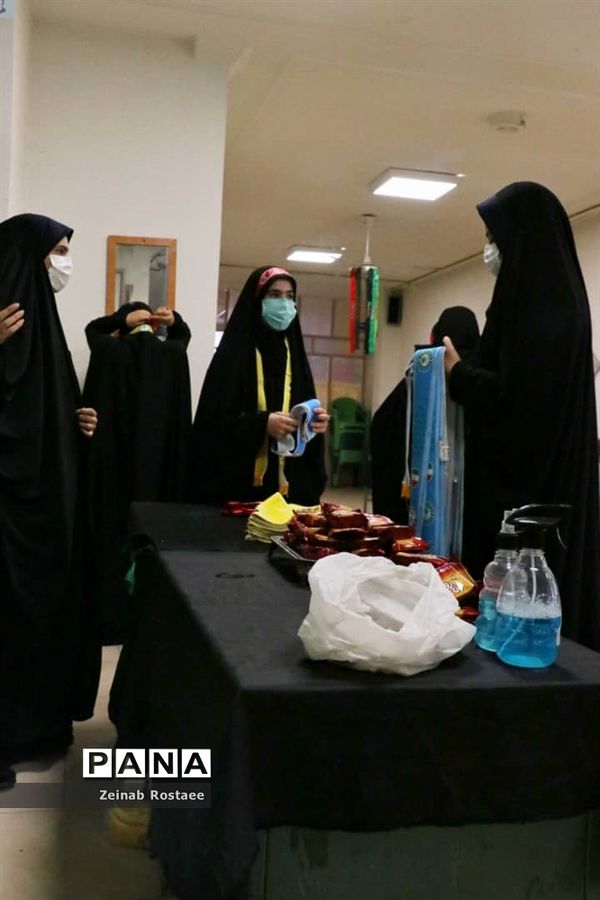 برگزاری همایش دختران بانوی بهشت ویژه دانش‌آموزان عضو سازمان دانش‌آموزی در ناحیه 2 شیراز