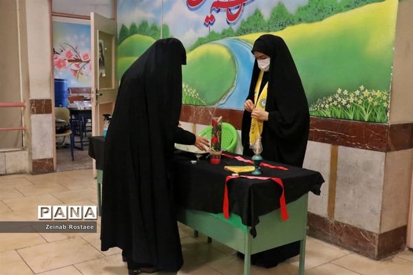 برگزاری همایش دختران بانوی بهشت ویژه دانش‌آموزان عضو سازمان دانش‌آموزی در ناحیه 2 شیراز