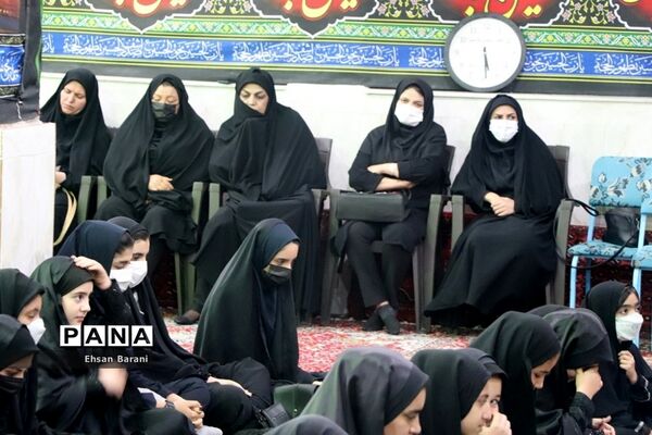 برگزاری همایش دختران بانوی بهشت ویژه دانش‌آموزان عضو سازمان دانش‌آموزی درپاسارگاد