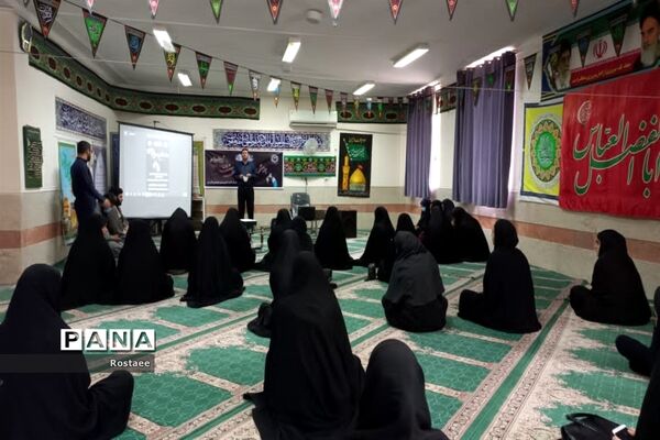 برگزاری همایش دختران بانوی بهشت ویژه دانش‌آموزان عضو سازمان دانش‌آموزی درقیروکارزین