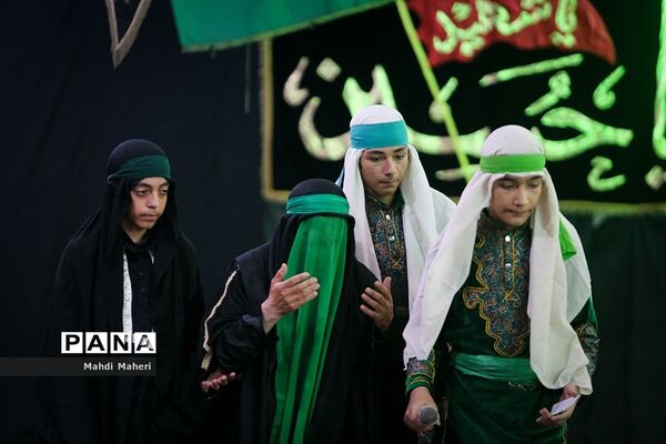 تعزیه‌خوانی حضرت فاطمه الزهرا‌(س) در تکیه شوفرها