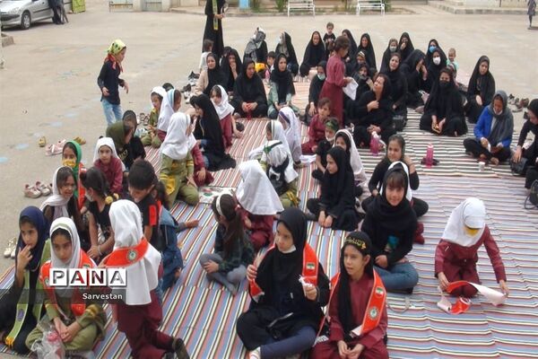 همایش دختران بانوی بهشت ویژه دانش‌آموزان عضو سازمان دانش‌آموزی در سروستان