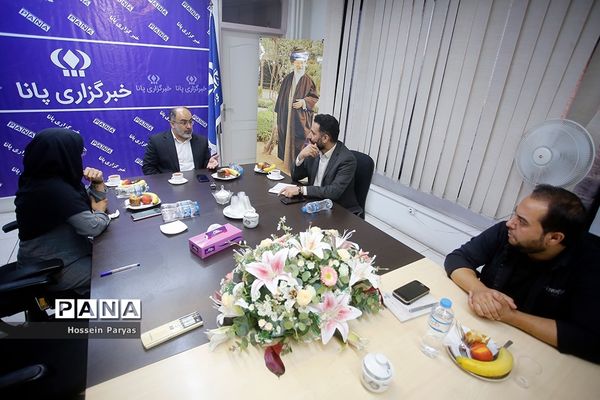 بازدید عضو کمیسیون آموزش مجلس از خبرگزاری پانا