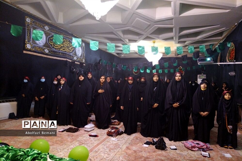 محفل دختران بهشتی در حرم حضرت معصومه(س)