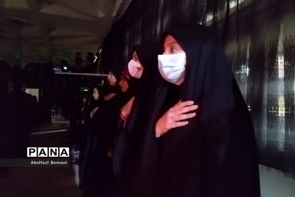 محفل دختران بهشتی در حرم حضرت معصومه(س)