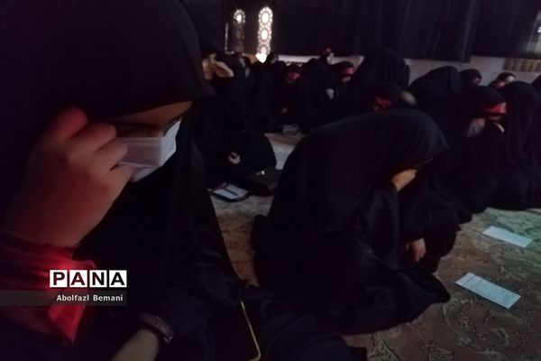 محفل دختران بهشتی در حرم حضرت معصومه(س)