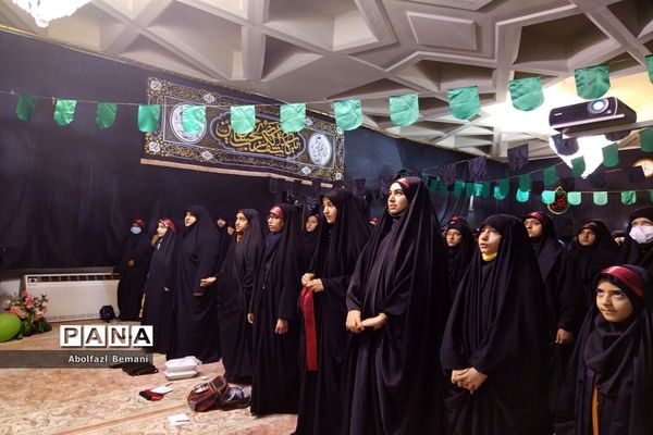 محفل دختران بهشتی در حرم حضرت معصومه(س)