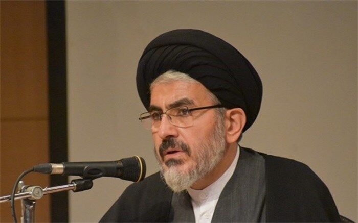 محبت امام حسین(ع) در بین تمام فرق اسلامی محور وحدت و برادری است