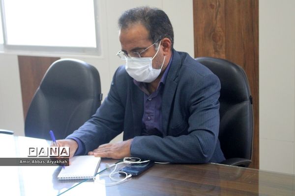 جلسه شورای اداری معاونت پرورشی و فرهنگی و سازمان دانش‌آموزی استان بوشهر