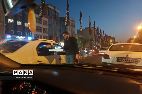 برپایی ایستگاه‌های صلواتی توسط اقشار مردم در ماه محرم