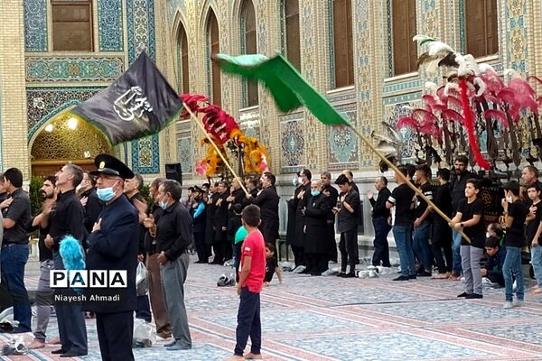 برگزاری اجتماع عاشوراییان در حرم مطهر رضوی