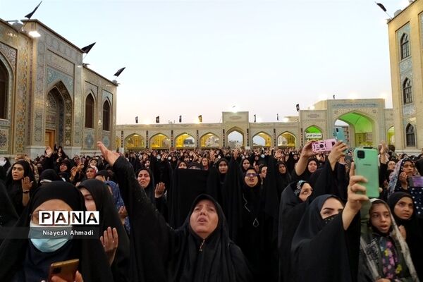 برگزاری اجتماع عاشوراییان در حرم مطهر رضوی
