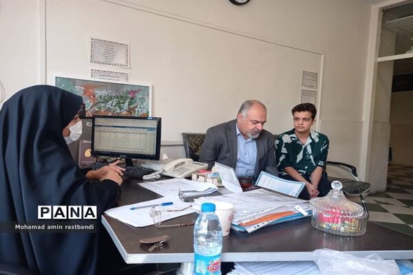 شروع فرایند هدایت تحصیلی جهت مشاوره دانش‌آموزان ورودی پایه دهم منطقه ۱۳