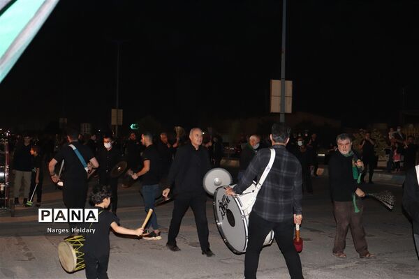 برگزاری مراسم زنجیر زنی و سنج و دمام در شهرستان امیدیه