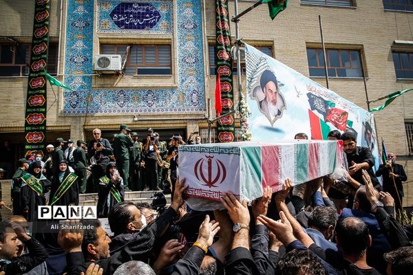 مراسم تشییع و تدفین پیکر شهید گمنام