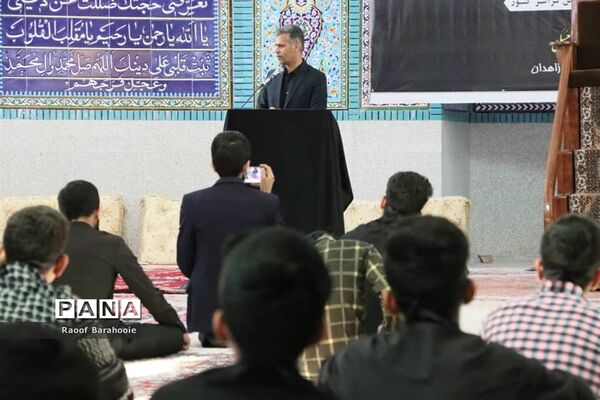 دهمین سوگواره سراسری «احلی من العسل» در زاهدان