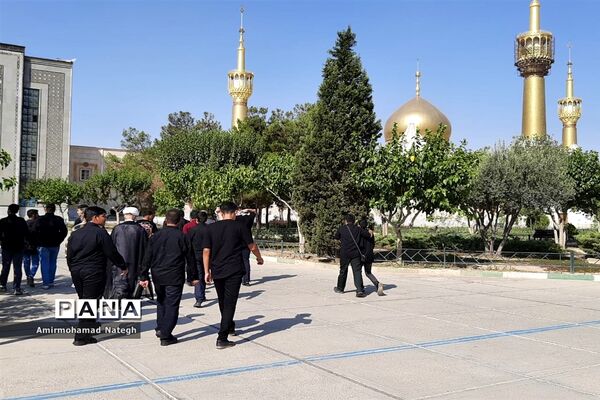 آیین سوگواره احلی من العسل در مرقد مطهر امام خمینی(ره)