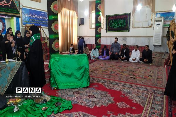 عزاداری دانش آموزان شهر خاش در سوگواره « احلی من العسل»