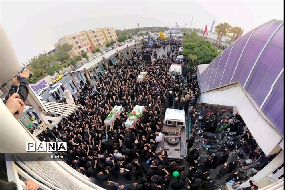 مراسم تشییع سه شهید تازه تفحص شده دوران دفاع مقدس در اصفهان