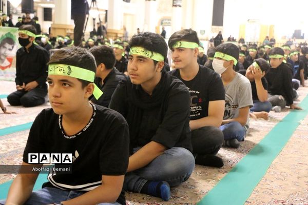 سوگواره عاشورایی «احلی من العسل» در قم-1
