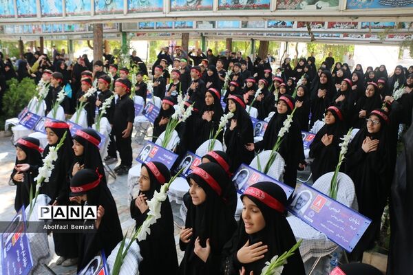 آیین آغاز نصب 222 تابلوی هوشمند شهدا در قم-2