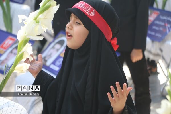 آیین آغاز نصب 222 تابلوی هوشمند شهدا در قم-2
