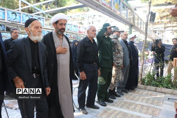 آیین آغاز نصب 222 تابلوی کوچه به نام شهدا در قم-1