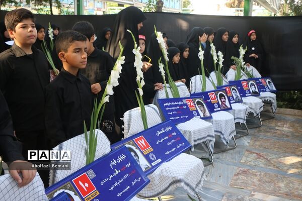آیین آغاز نصب 222 تابلوی کوچه به نام شهدا در قم-1