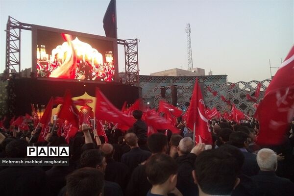 مراسم با شکوه وداع با پیکر مطهر پنج شهید مدافع حرم تازه تفحص شده در تهران