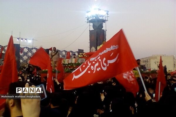 مراسم با شکوه وداع با پیکر مطهر پنج شهید مدافع حرم تازه تفحص شده در تهران