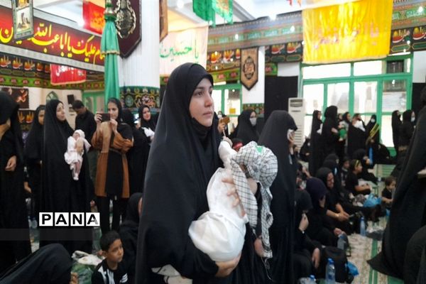 همایش شیرخوارگان حسینی  در مسجد جامع شهرستان ‌قرچک