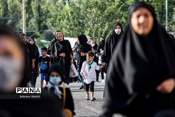 همایش شیرخوارگان حسینی در مصلی تهران