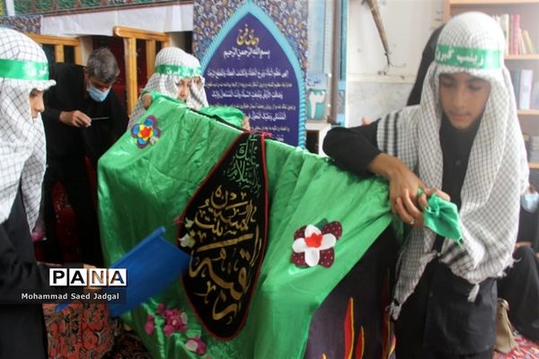 عزاداری مادران چابهاری در سوگ حضرت علی اصغر (ع)