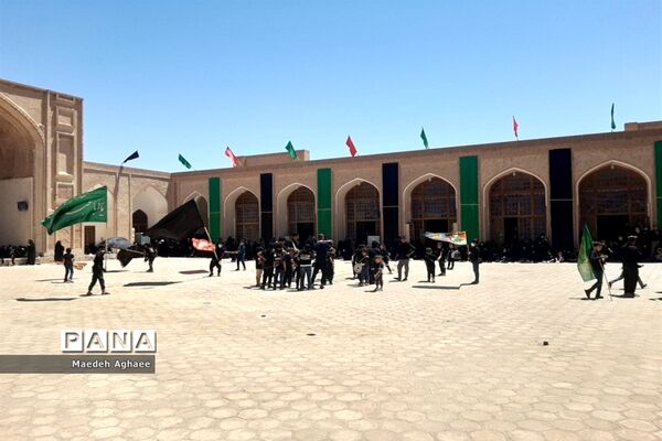 برگزاری مراسم زنجیر و سینه زنی در گناباد