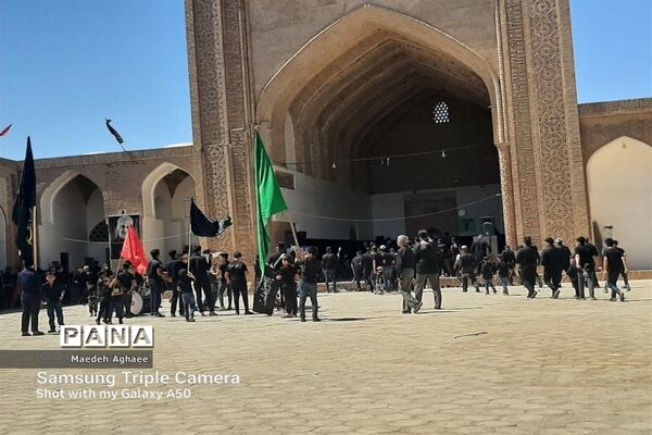 برگزاری مراسم زنجیر و سینه زنی در گناباد