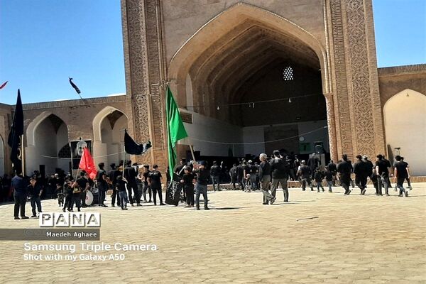 برگزاری مراسم زنجیر و سینه زنی در گناباد