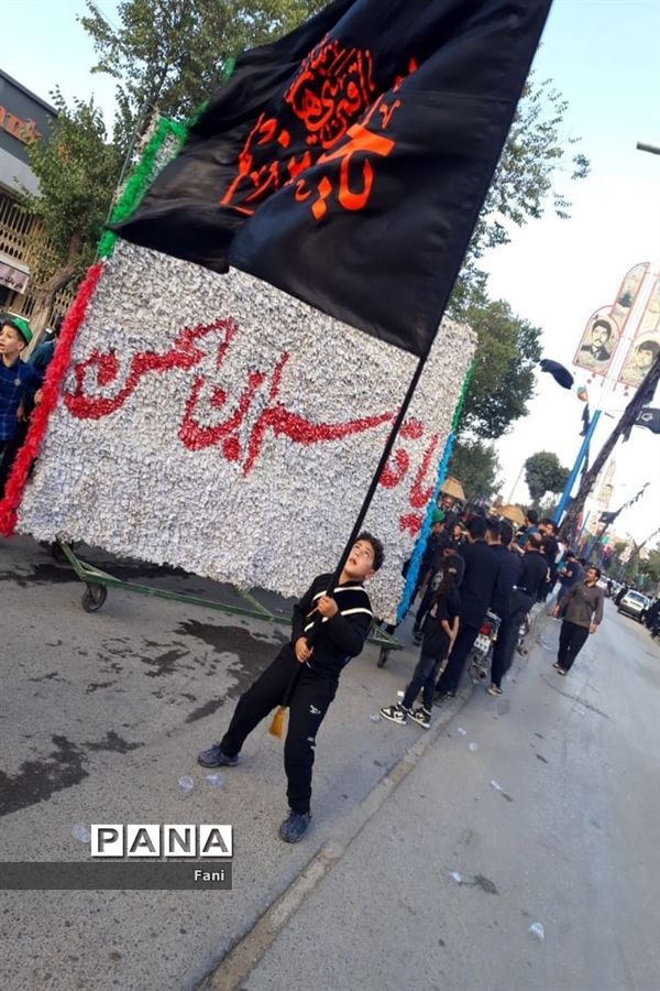 حرکت دستجات عزاداری در شهرستان فلاورجان