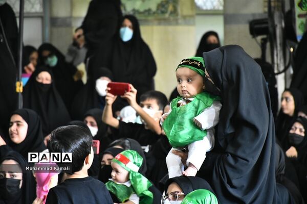 همایش شیرخوارگان حسینی در شهر محلات