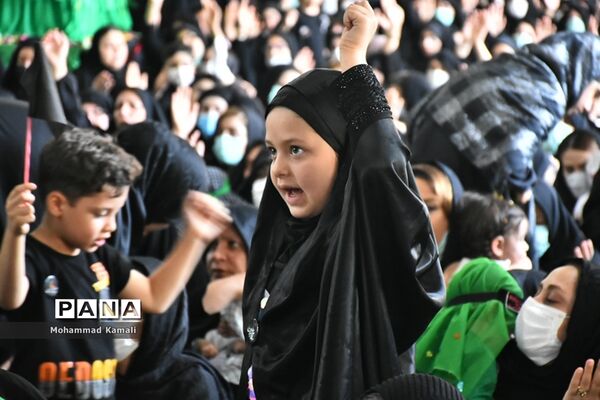 همایش شیرخوارگان حسینی در شهر محلات