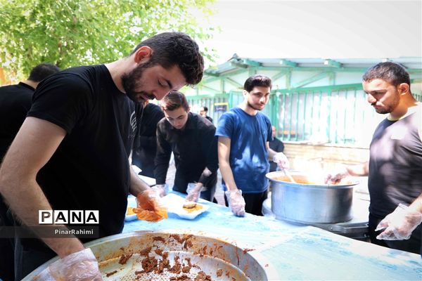 نذرواره ۷۲ خوان احسان حسینی در تبریز