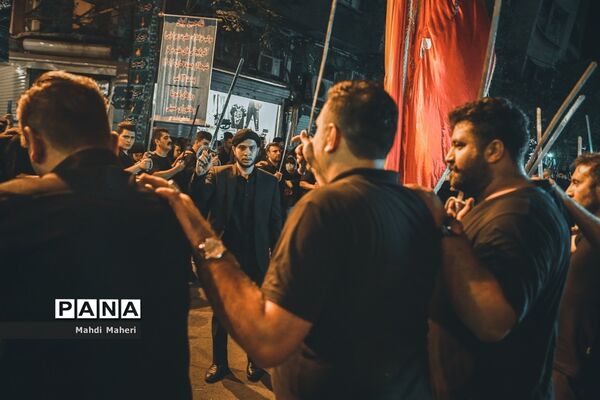 عزاداری شب عاشورا در محله رودکی