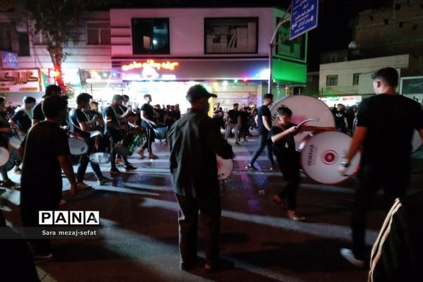 سوگواری مردم پاکدشت در شب تاسوعای حسینی