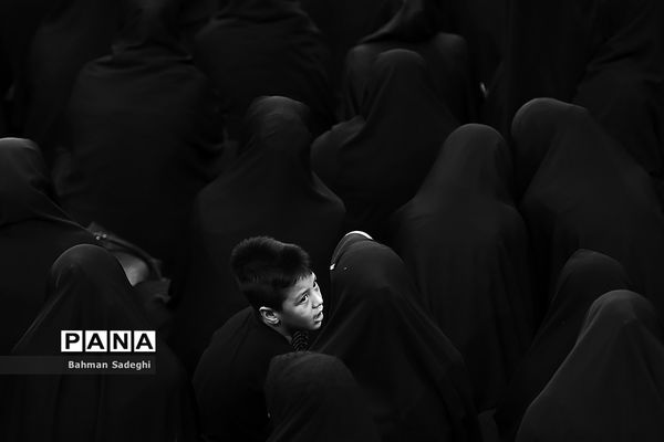 مراسم تاسوعای حسینی درتکیه سادات اخوی