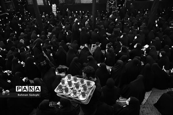مراسم تاسوعای حسینی درتکیه سادات اخوی