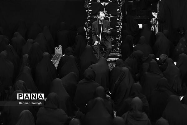 مراسم تاسوعای حسینی درتکیه سادات اخوی